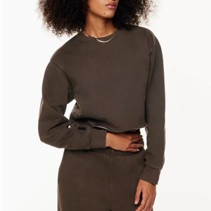 Aritzia TNA Cozy Fleece Perfect Cropped Sweatshirt